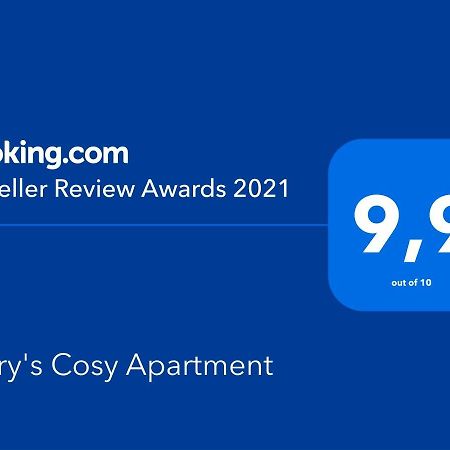 Kerry'S Cosy Apartment Варі Екстер'єр фото