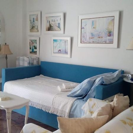 Kerry'S Cosy Apartment Варі Екстер'єр фото