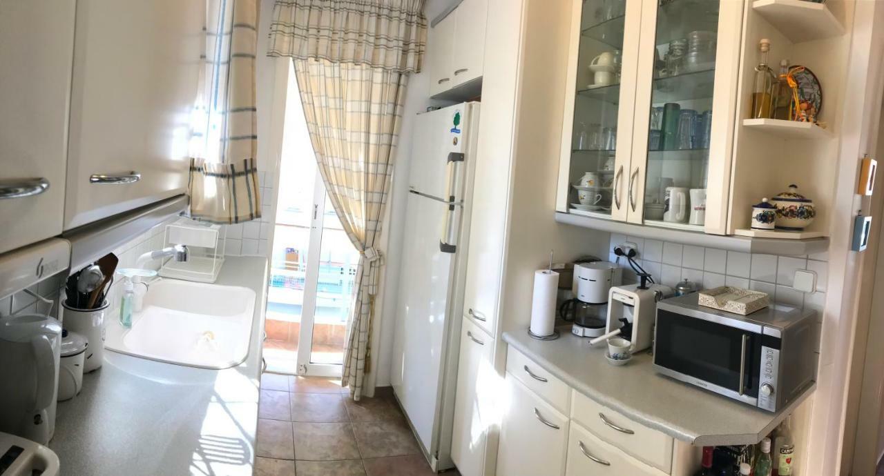 Kerry'S Cosy Apartment Варі Екстер'єр фото