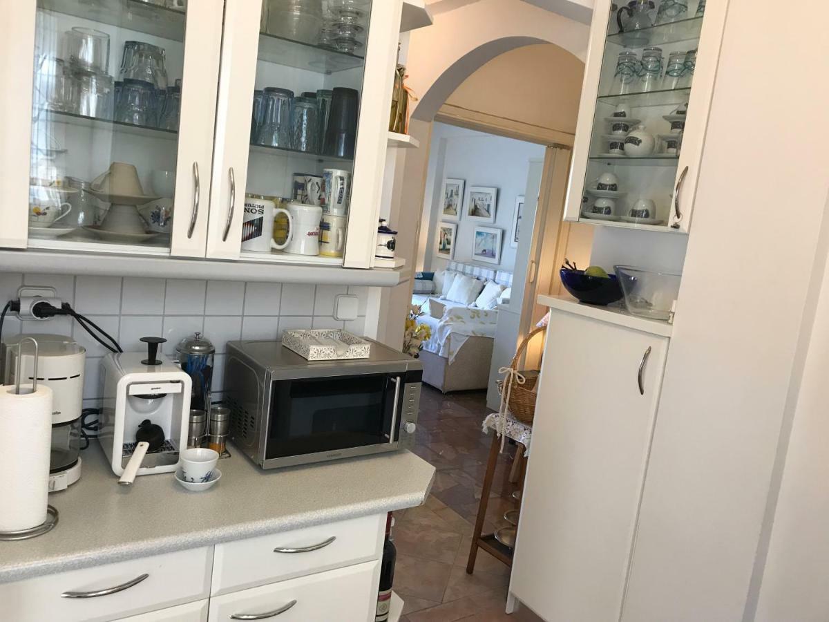 Kerry'S Cosy Apartment Варі Екстер'єр фото